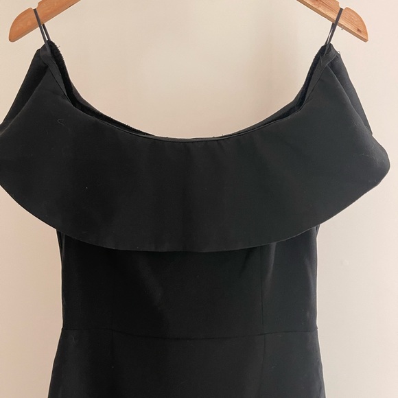 Zara Ruffle Off the Shoulder Dress - Picture 2 of 4